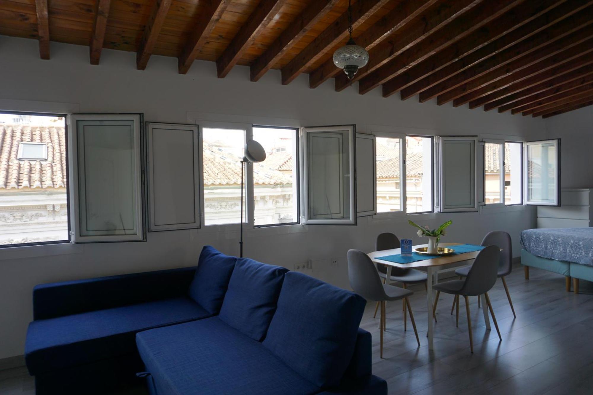 Apartamentos Mediterranea Centro Malaga Exterior photo